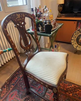 Sedia Biedermeier con decorazioni