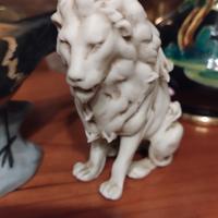 leone leoncino in porcellana biscuit