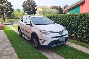 RAV 4