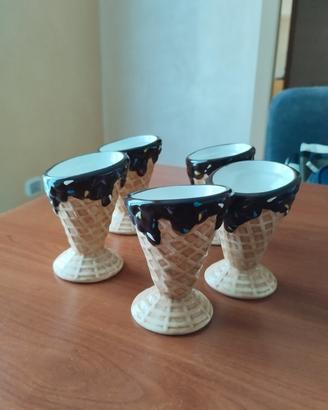 Coppette a forma di cono gelato