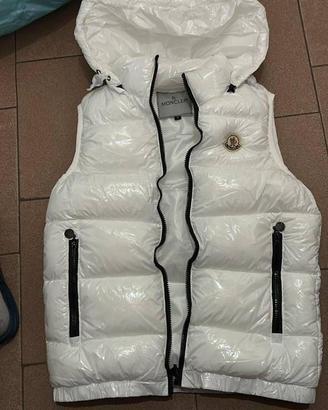 smanicato moncler