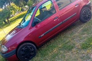 RENAULT Clio - 1999