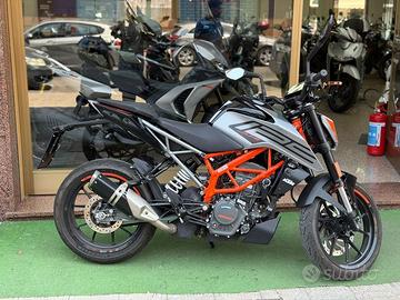 KTM 125 Duke Tua a soli 54€ al mese