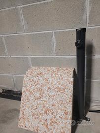 Base per ombrellone con piastrelloni