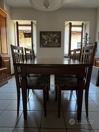Tavolo allungabile in legno classico (180-225 cm)