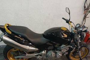 Honda hornet 600