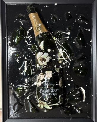 Quadro in resina con bottiglia Perrier Jouet rotta