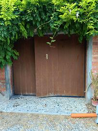 PORTONE BASCULANTE PER GARAGE