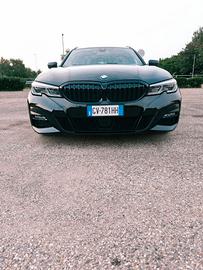BMW 320d Touring M Sport Mild-Hybrid  - Fari Laser
