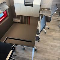 Tavolo sala riunioni con 6 sedie