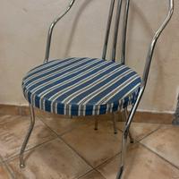 SEDIA CON IMBOTTITURA
