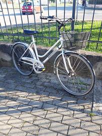 Bicicletta ragazza