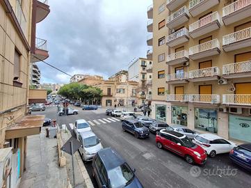 3 LOCALI A PALERMO