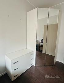 Armadio angolare e cassettiera e altro