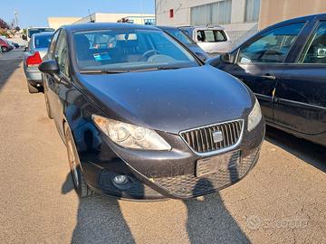 Seat Ibiza anno 2010 ricambi usati