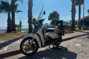 Aprilia Scarabeo 200