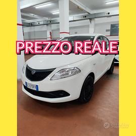 Lancia Ypsilon 1.0 Hybrid Silver 5 POSTI