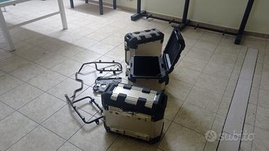 Tris bauletti benelli Trk 702