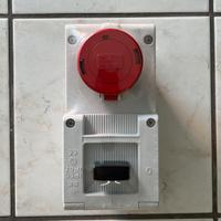 Interruttore Interbloccante