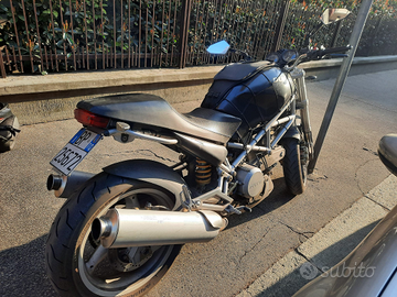 Ducati Monster 620 dark