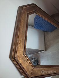 Specchio ottagonale con cornice legno