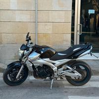Suzuki GSR 600