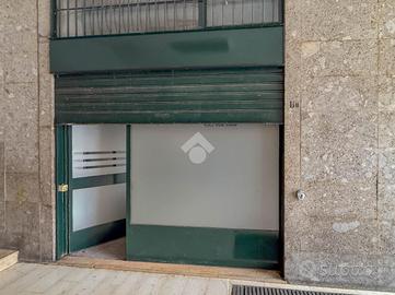 NEGOZIO A SAN GIULIANO MILANESE