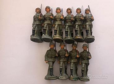 Vecchi soldatini tedeschi in pasta FF