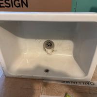 Lavatoio in ceramica