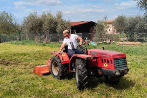 Trattore Carraro Tigrone 3200 con Trincia Meritano