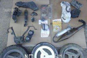 Pezzi piaggio booster f10 italjet pista sr phantom