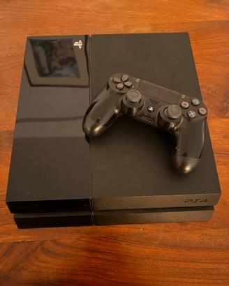 PlayStation 4 prima edizione