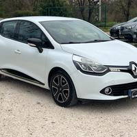 Renault Clio 0.9 BENZINA PERMUTE RATE GARANZIA