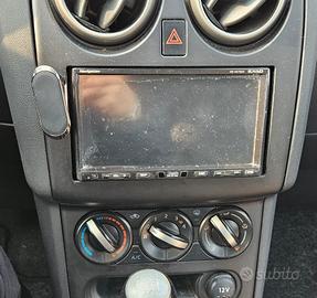 autoradio jvc con navigatore  prezzo trattabile 