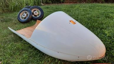 Ruote con coperture e camere nuove e carena delta