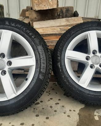 CERCHI ORIGINALI AUTO D. 16" + GOMME INVERNALI