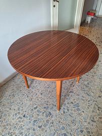 Tavolo anni 60  allungabile  