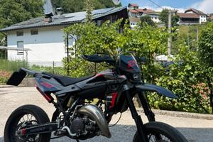 Husqvarna SM 125 2010
