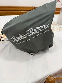 Casco troylee designs