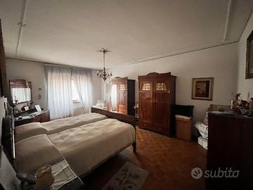 Camera da letto completa primo '900