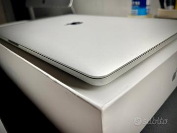 MACBOOK PRO 15,4 SSD 2TB i7 RAM 16gb