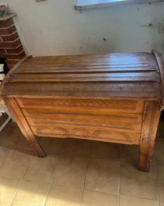 baule antico restaurato