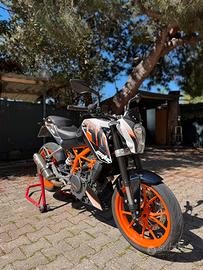 KTM duke