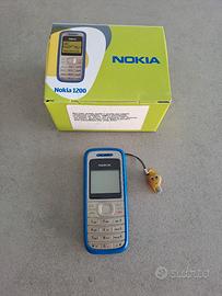 Cellulare Nokia 1200 senza batteria, sì caricabatt