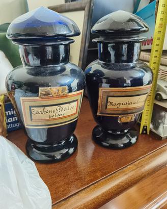 antichi vasi vetro blu da farmacia 