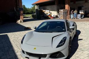 Lotus Emira i4 First Edition 2025 365CV