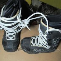 Scarpone snowboard Hostile taglia 36,5