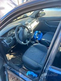 Ford focus 99