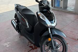 Honda SH300