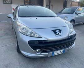 PEUGEOT 207 1.6 HDi 110CV CC Féline